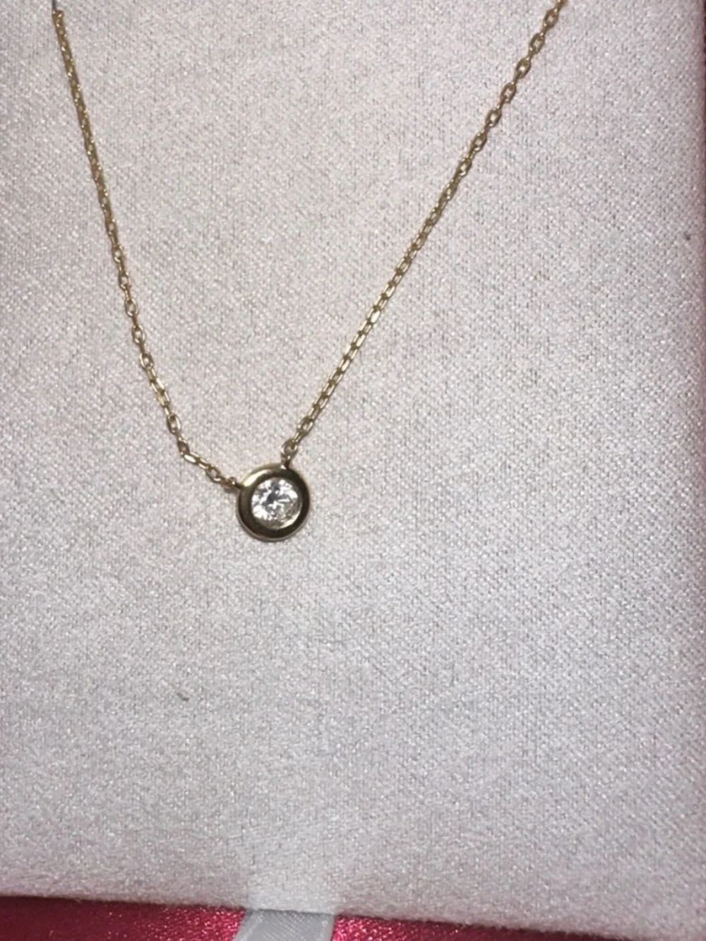 Catbird minimal necklace